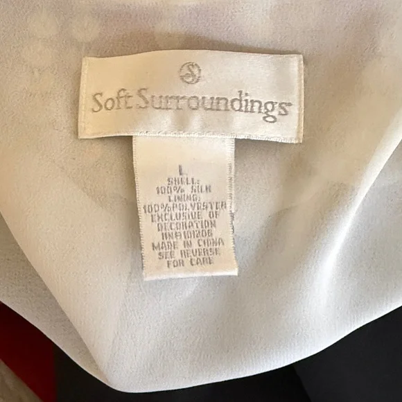 Soft Surroundings Creme Silk Gold Sequin Striped Blouse Size Large EUC Tie Front - Picture 7 of 7